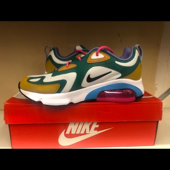 nike air max 200 women's mystic green size 9